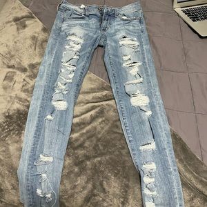 American Eagle Size 6 Distressed Skinny Jeans